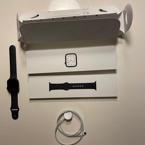 Apple Watch Series 7 GPS 45mm Midnight